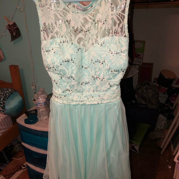 Speechless Dresses & Skirts - light green dress worn once very good condition